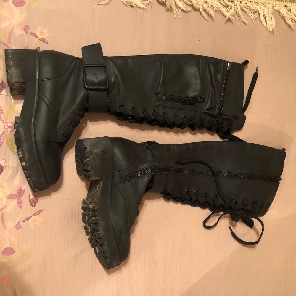 ✨SOLD!✨Knee High boots
